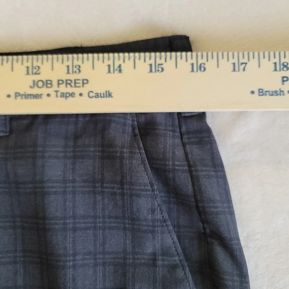 Ben Hogan Golf Shorts Mens 32 Gray Plaid Performance‎ Stretch Moisture Wicking
